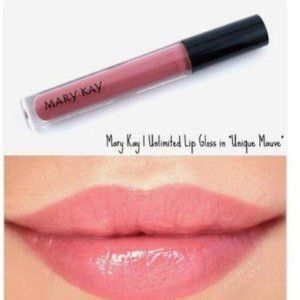 Mary Kay Unlimited Lip Gloss in Unique Mauve .